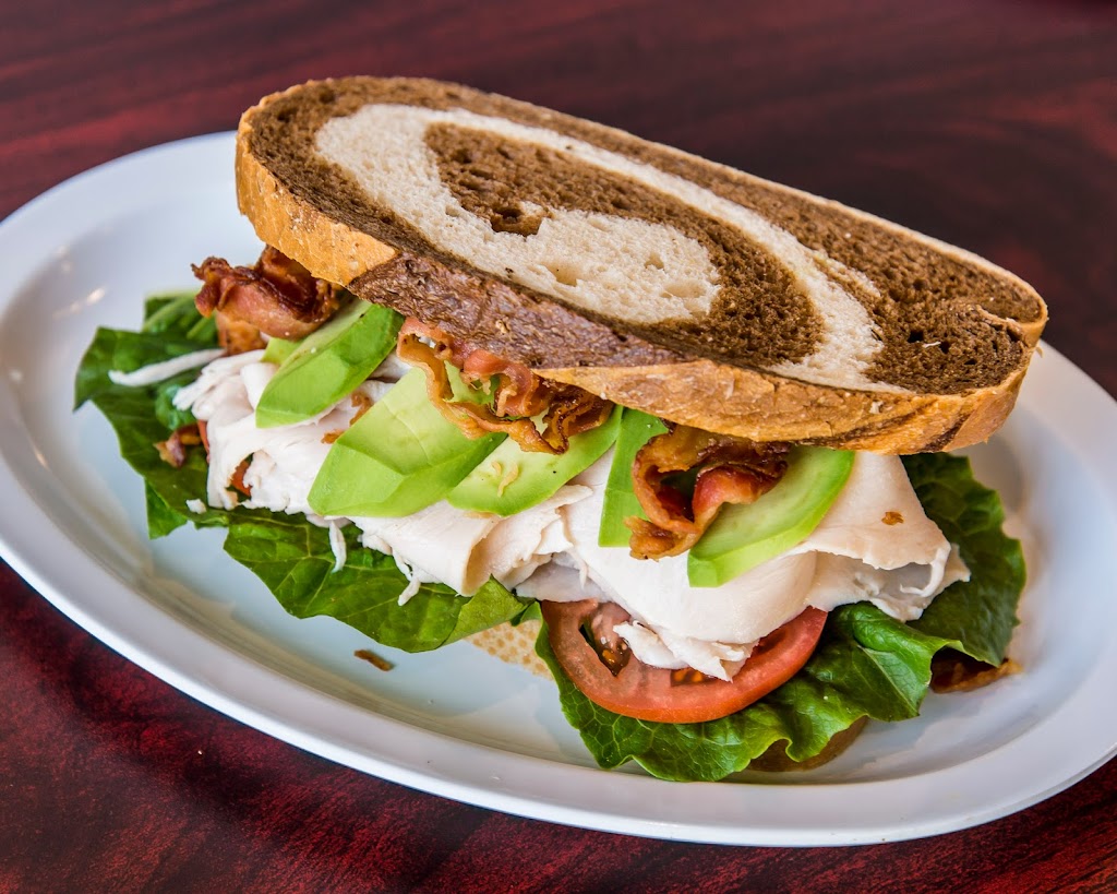 Paramount Café | cafe | 1425 S Eads St, Arlington, VA 22243, USA | 5712879229 OR +1 571-287-9229