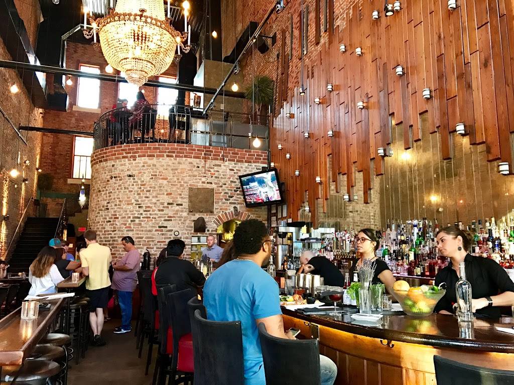 Hearsay Market Square | restaurant | 218 Travis St, Houston, TX 77002, USA | 7132258079 OR +1 713-225-8079