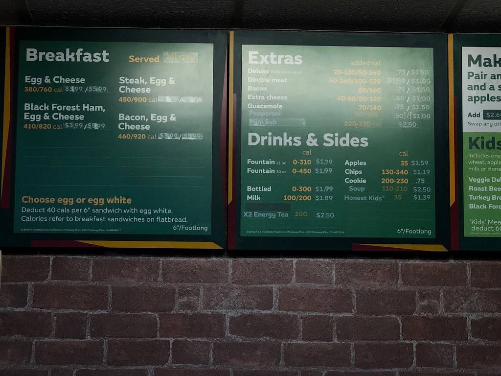 Subway | restaurant | 547 W Grove St, Middleborough, MA 02346, USA | 5089477875 OR +1 508-947-7875