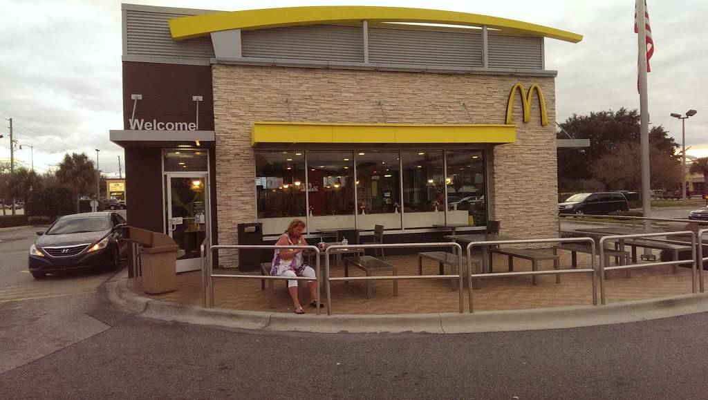 McDonalds | cafe | 36204 US-27, Haines City, FL 33844, USA | 8634218445 OR +1 863-421-8445