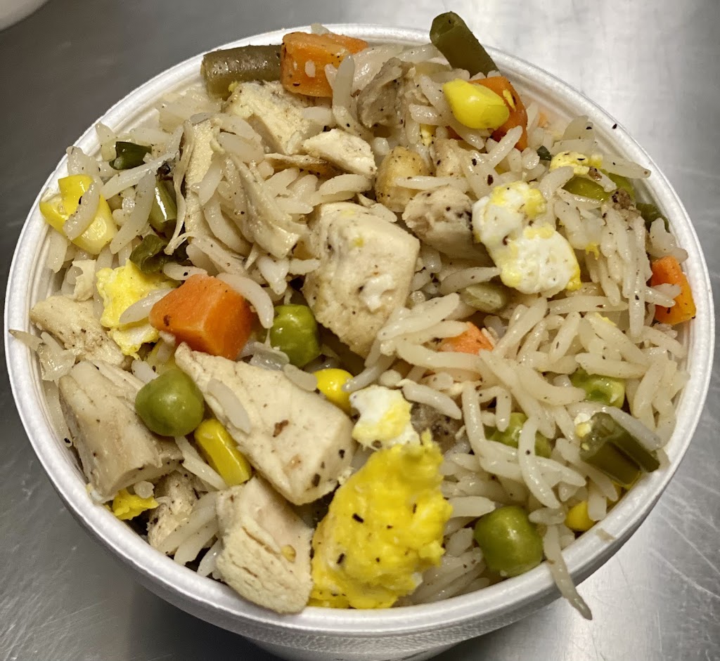 Rocco Chicken | restaurant | 14555 Jefferson Davis Hwy, Woodbridge, VA 22191, USA | 7034905555 OR +1 703-490-5555