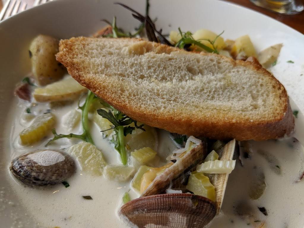 Barrel House Tavern | restaurant | 660 Bridgeway, Sausalito, CA 94965, USA | 4157299593 OR +1 415-729-9593