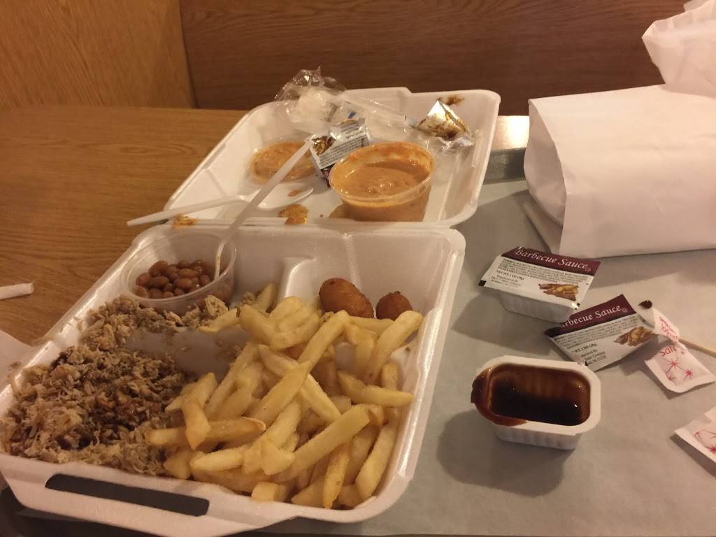 R.O.s Bar-B-Cue | restaurant | 1318 Gaston Ave, Gastonia, NC 28052, USA | 7048668143 OR +1 704-866-8143