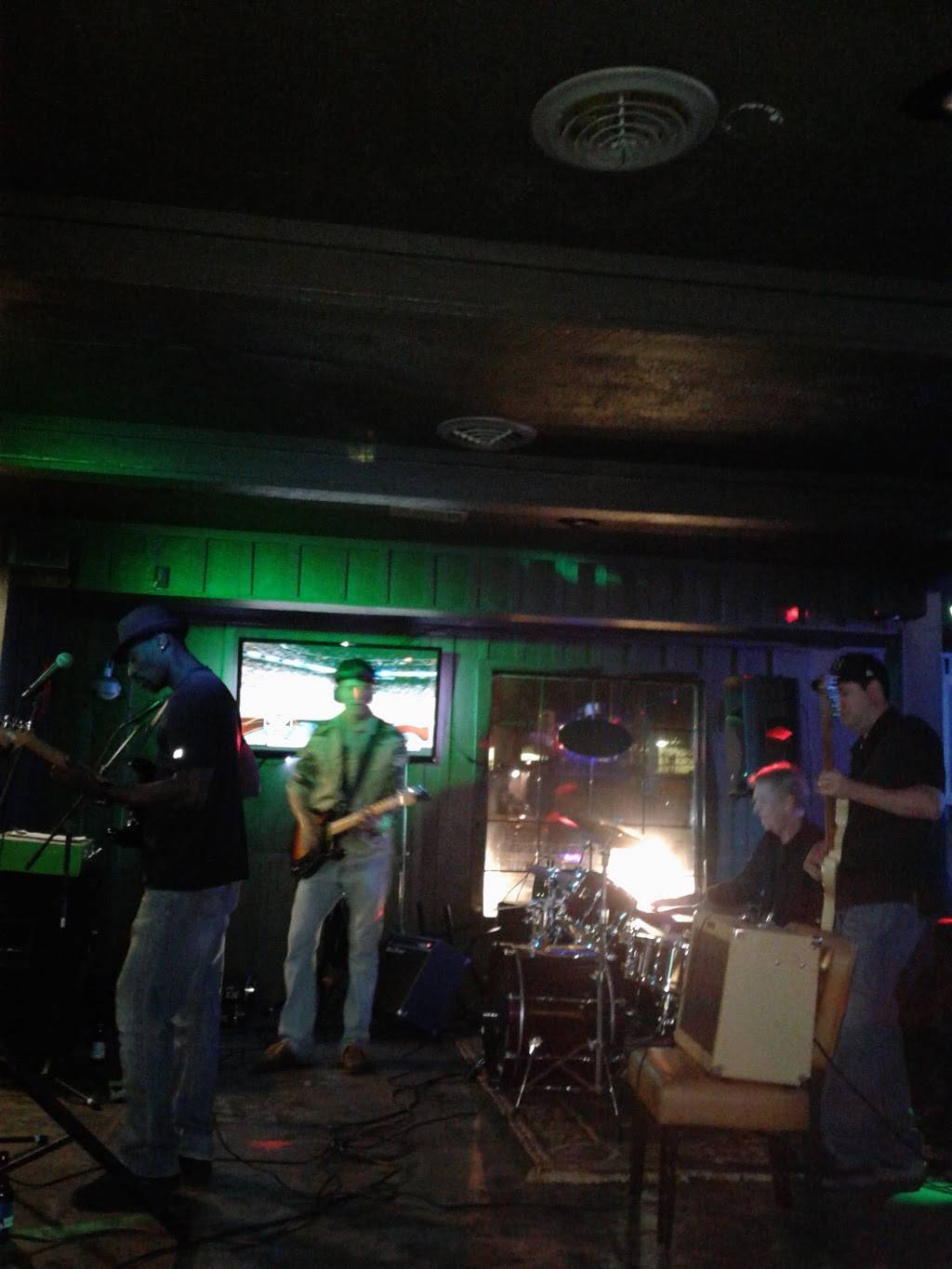 Duvals Bar | restaurant | 675 Opelika Rd, Auburn, AL 36830, USA | 3345217337 OR +1 334-521-7337