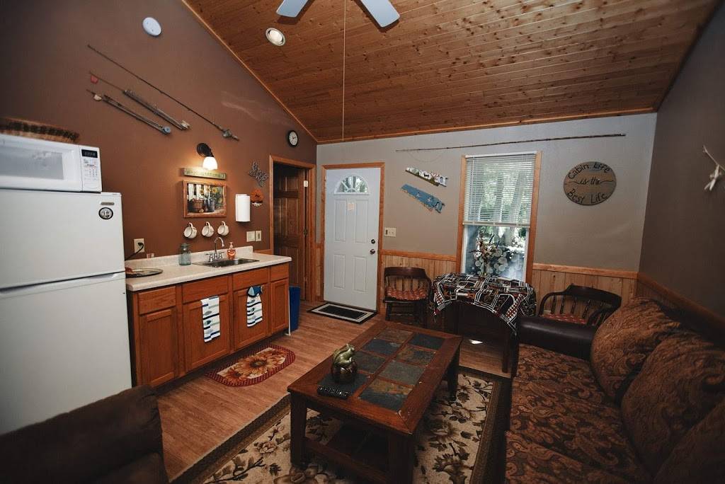 City Limits River Pub & Grill | restaurant | 422 County Rd N, Wisconsin Dells, WI 53965, USA | 6082534990 OR +1 608-253-4990