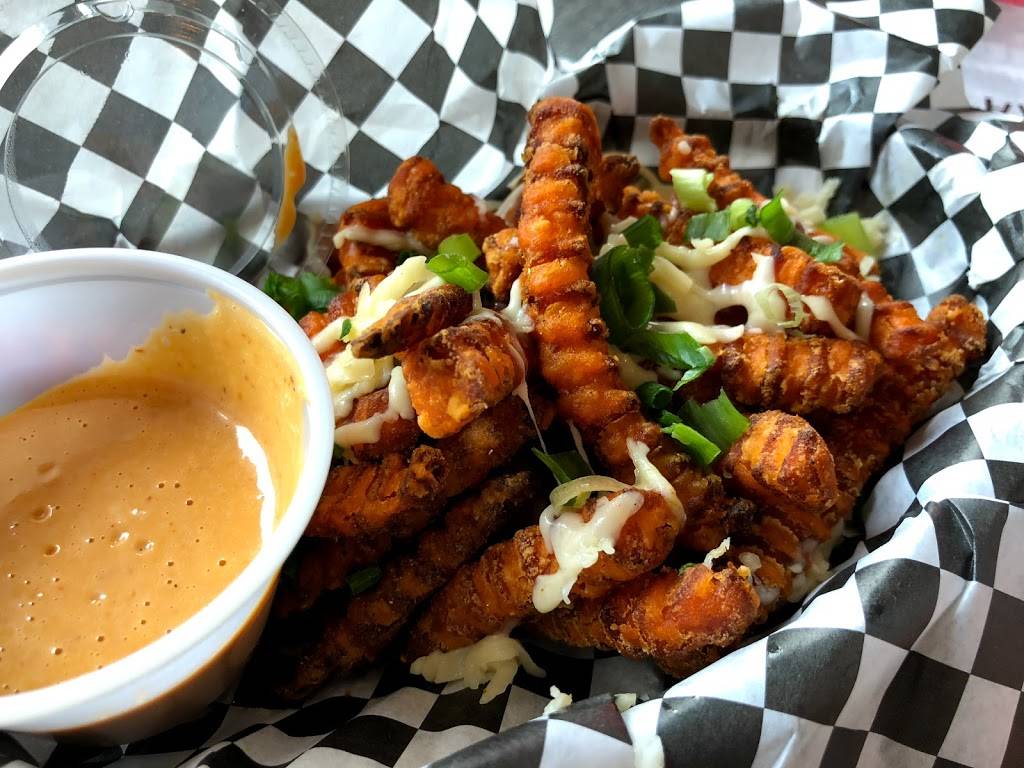 Saucy Porka | restaurant | 1164 E 55th St, Chicago, IL 60615, USA | 8722443772 OR +1 872-244-3772