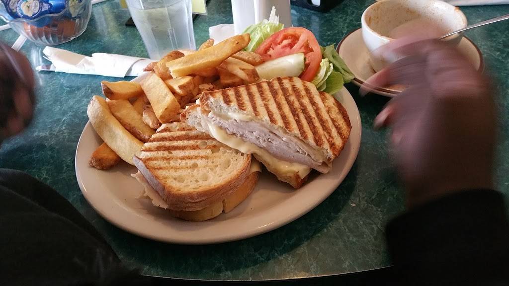 Continental House of Pancakes | bakery | 1545 E 162nd St, South Holland, IL 60473, USA | 7083316723 OR +1 708-331-6723