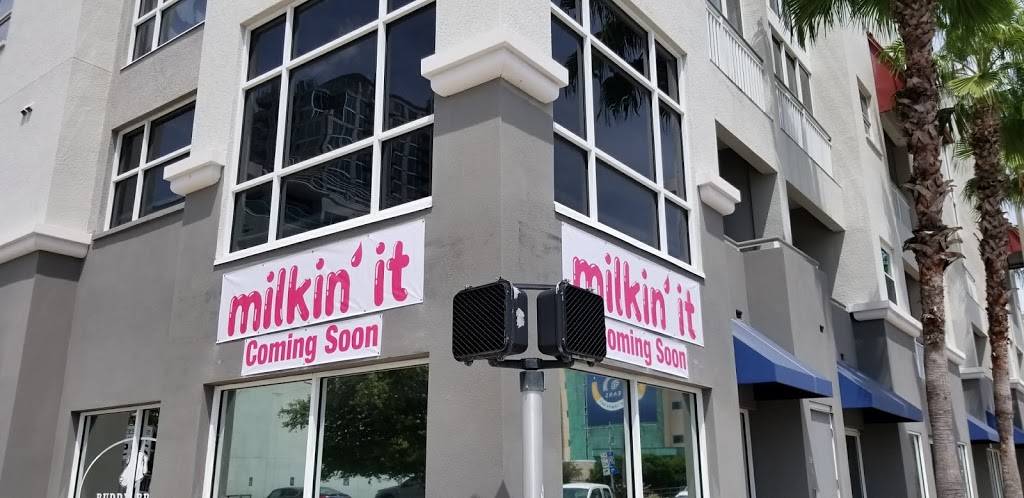 Milkin it | bakery | 1000 Channelside Dr, Tampa, FL 33602, USA | 8139994846 OR +1 813-999-4846