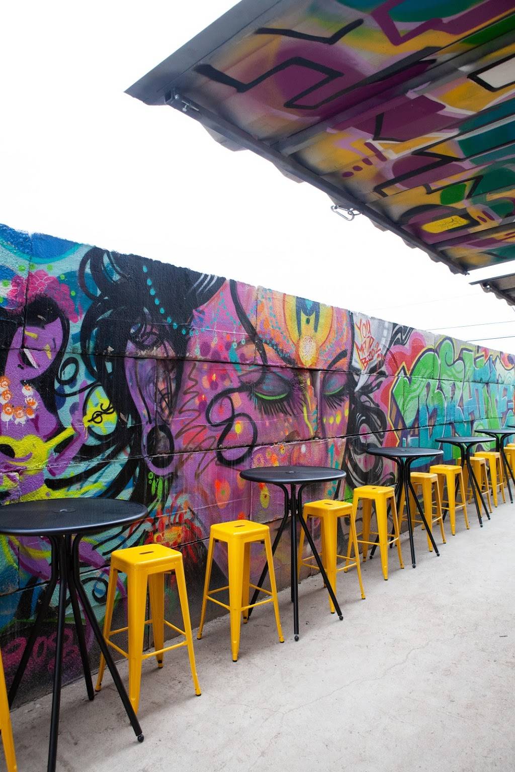 Tappo Pizza | restaurant | 166 Chandler St, Buffalo, NY 14207, USA | 7163934353 OR +1 716-393-4353