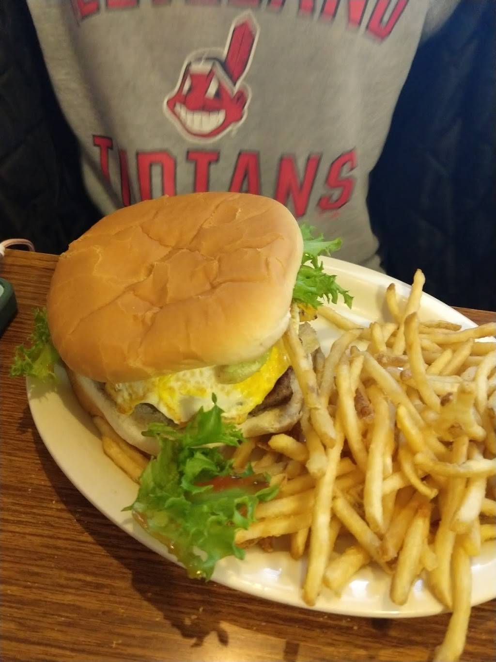 Woodys | restaurant | 3829 S Main St, Akron, OH 44319, USA | 3306441051 OR +1 330-644-1051