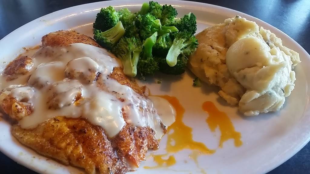 Ruby Tuesday | restaurant | 131 Crossroads Blvd, Cary, NC 27511, USA | 9198549990 OR +1 919-854-9990