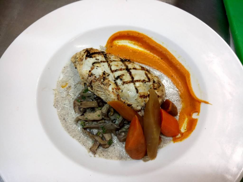 Piazza Pazza | restaurant | 7575 Boulevard Taschereau, Brossard, QC J4Y 1A2, Canada | 4506781441 OR +1 450-678-1441