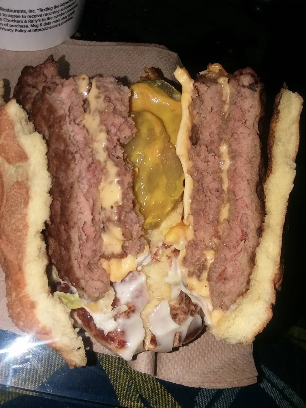 Checkers | restaurant | 2860 E Paris Ave SE, Kentwood, MI 49512, USA | 6169759191 OR +1 616-975-9191