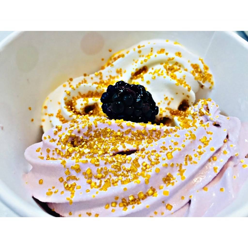 Blondies | bakery | 555 S Auburn St E, Colfax, CA 95713, USA | 5306486577 OR +1 530-648-6577