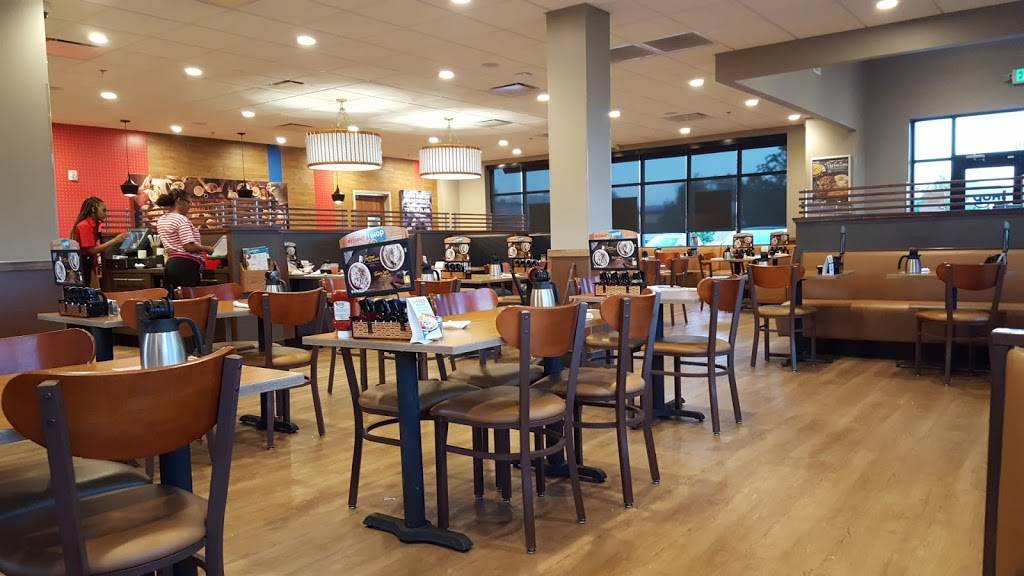 IHOP | restaurant | 5815 Highland Shoppes Dr Suite 100, Charlotte, NC 28269, USA | 7044644687 OR +1 704-464-4687