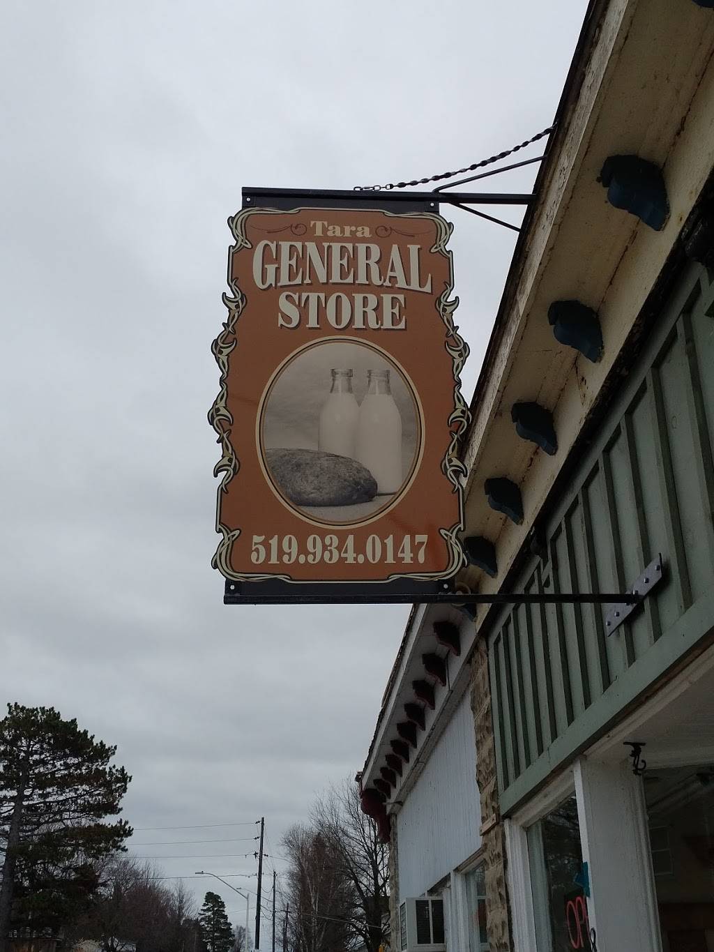 Sulky Sams Restaurant & Sports | restaurant | 18 Yonge St N, Tara, ON N0H 2N0, Canada | 5199343752 OR +1 519-934-3752