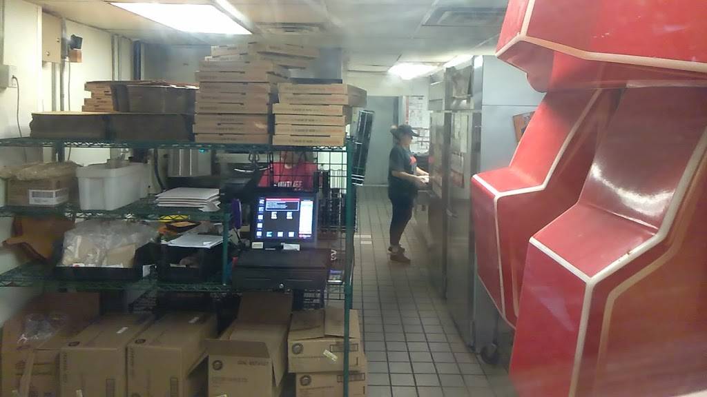 Pizza Hut | restaurant | 4322 W Glendale Ave, Glendale, AZ 85301, USA | 6239311315 OR +1 623-931-1315