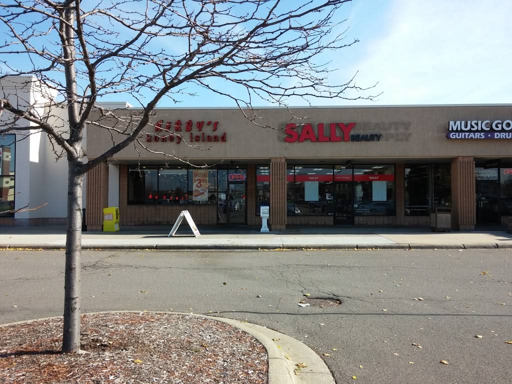 Kerbys Koney Island | restaurant | 384 John R Rd, Troy, MI 48083, USA | 2485882552 OR +1 248-588-2552