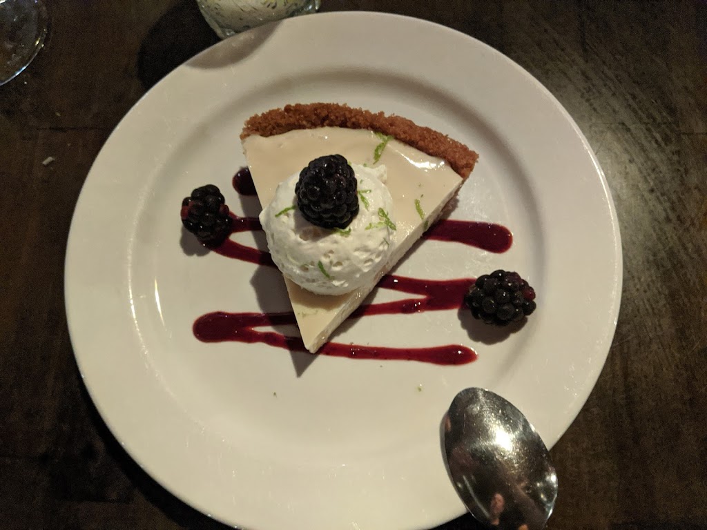 Winfields | restaurant | 214 Corn Neck Rd A, New Shoreham, RI 02807, USA | 4014665856 OR +1 401-466-5856