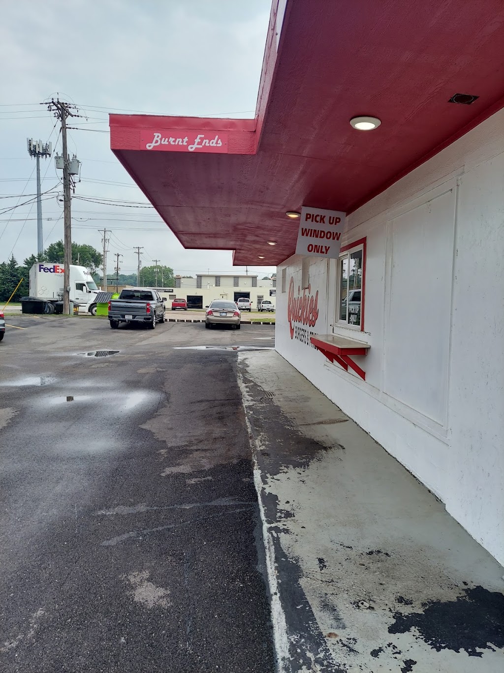 Quickies Burger and Fries | restaurant | 1000 Kansas Ave, Kansas City, KS 66105, USA | 9132330333 OR +1 913-233-0333