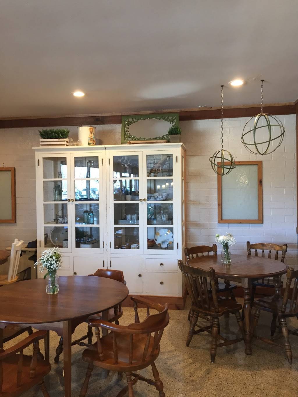 Smokin Hogs BBQ | restaurant | 920 Wilkesboro Blvd, Lenoir, NC 28645, USA | 8287580035 OR +1 828-758-0035