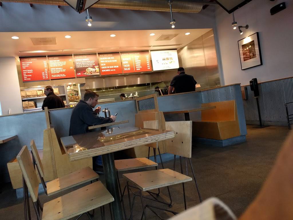 Chipotle Mexican Grill | restaurant | 4628 E Washington Ave, Madison, WI 53704, USA | 6082427334 OR +1 608-242-7334