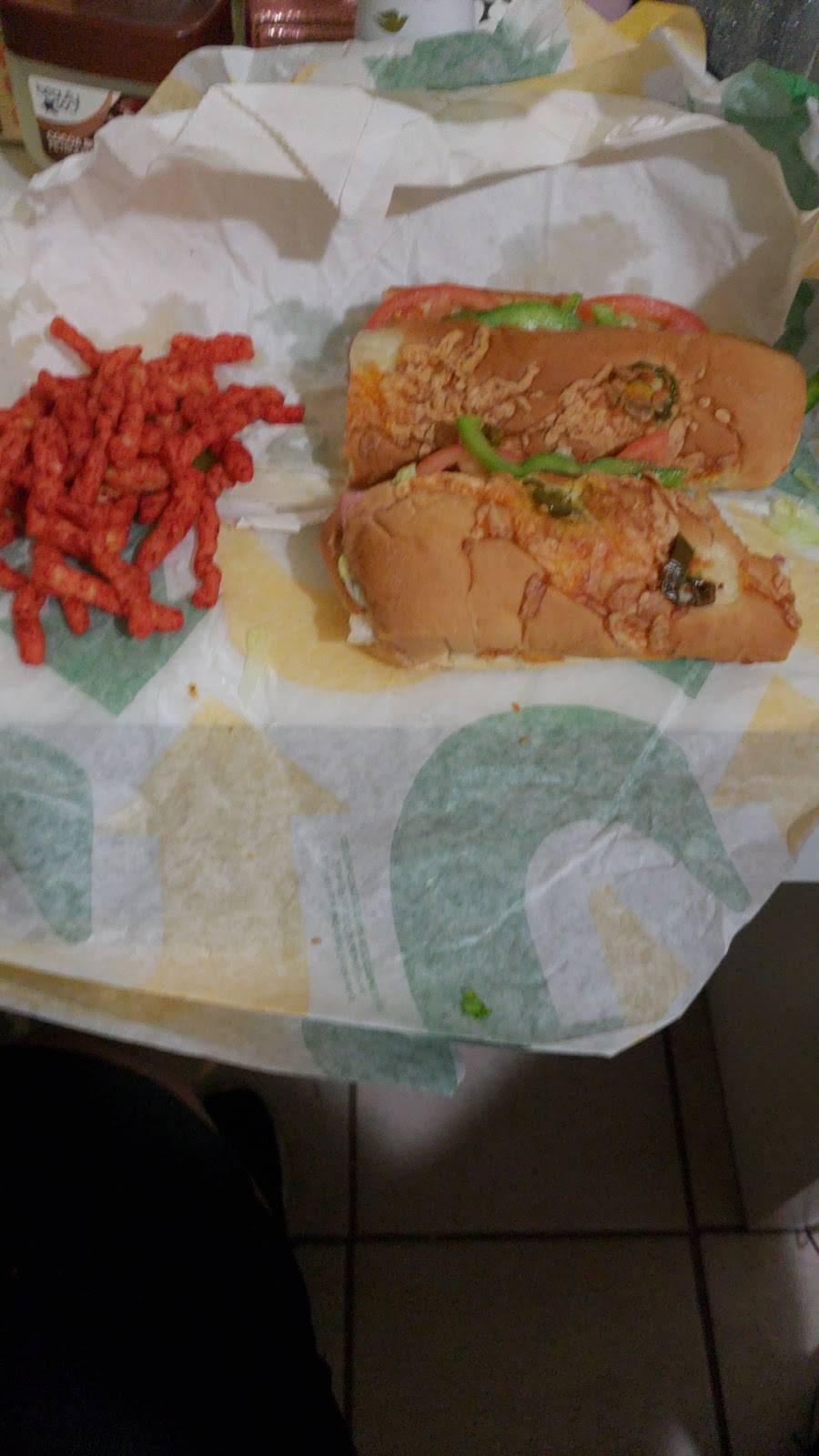 Subway Restaurants | restaurant | 5841 Firestone Blvd Ste D, South Gate, CA 90280, USA | 5629286166 OR +1 562-928-6166