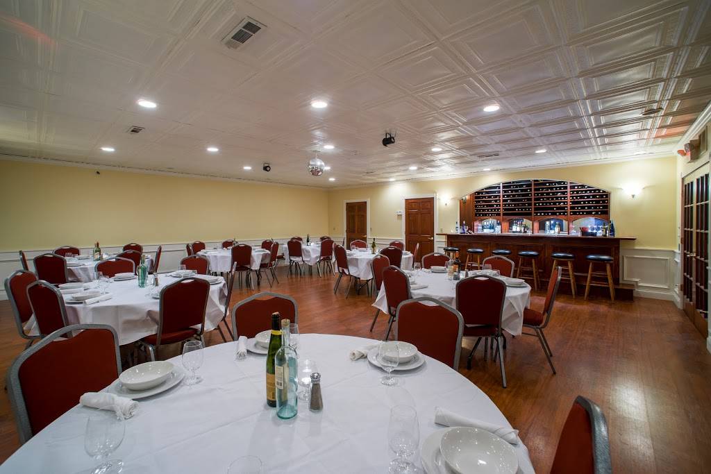 Main Street Grille | restaurant | 123 S Main St, North Canton, OH 44720, USA | 3304971117 OR +1 330-497-1117