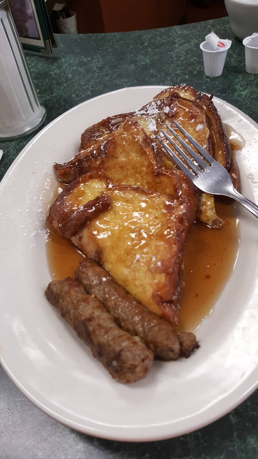 Bobs Muffin Shop | restaurant | 17 Union St, Weymouth, MA 02190, USA | 7813375028 OR +1 781-337-5028