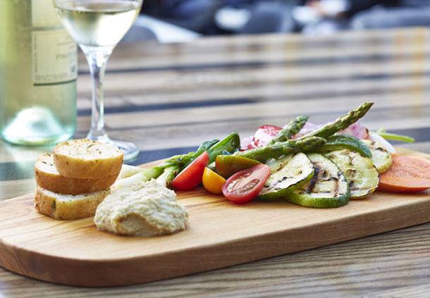 The Bridge | restaurant | 611 Commerce St, Nashville, TN 37203, USA | 6156303899 OR +1 615-630-3899