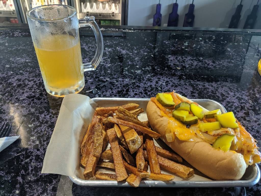 Frank n Steins | restaurant | 105 W Sherman Way Ste 106, Nixa, MO 65714, USA | 4174944165 OR +1 417-494-4165