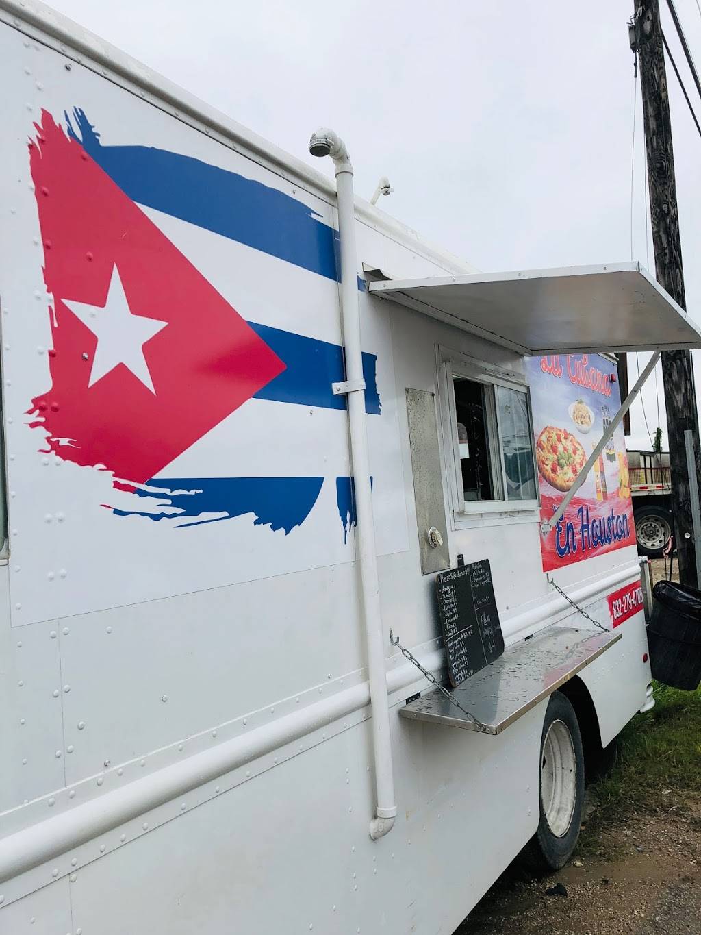 La Cubana Pizza | restaurant | 4930 N McCarty St, Houston, TX 77013, USA | 5164066248 OR +1 516-406-6248