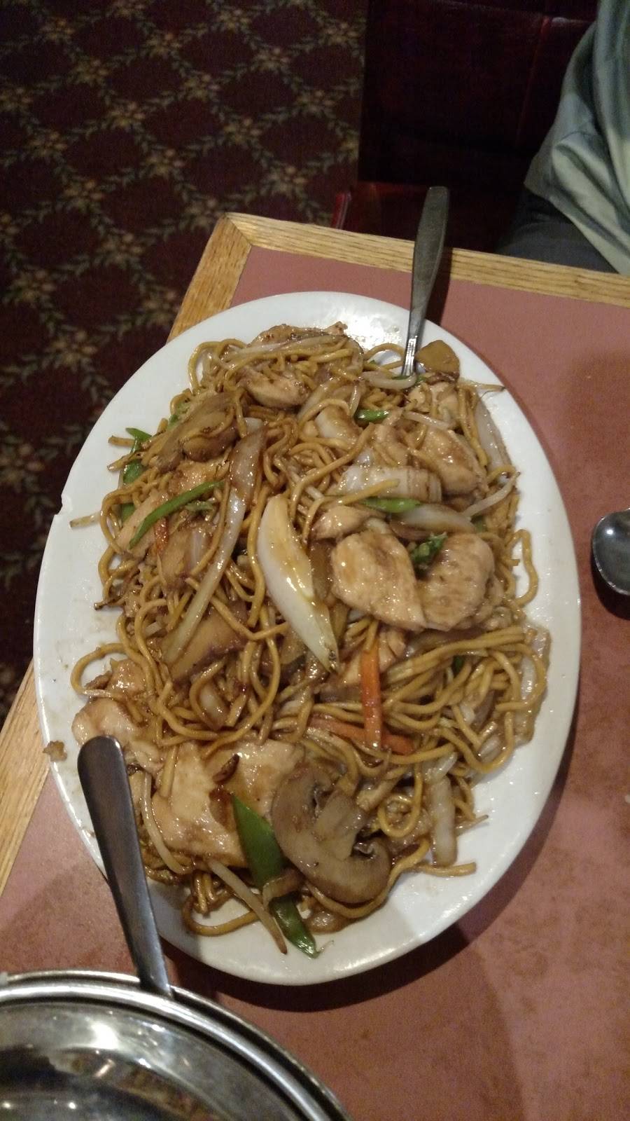 Debbie Wong | restaurant | 54 W Main St, Ware, MA 01082, USA | 4139673336 OR +1 413-967-3336