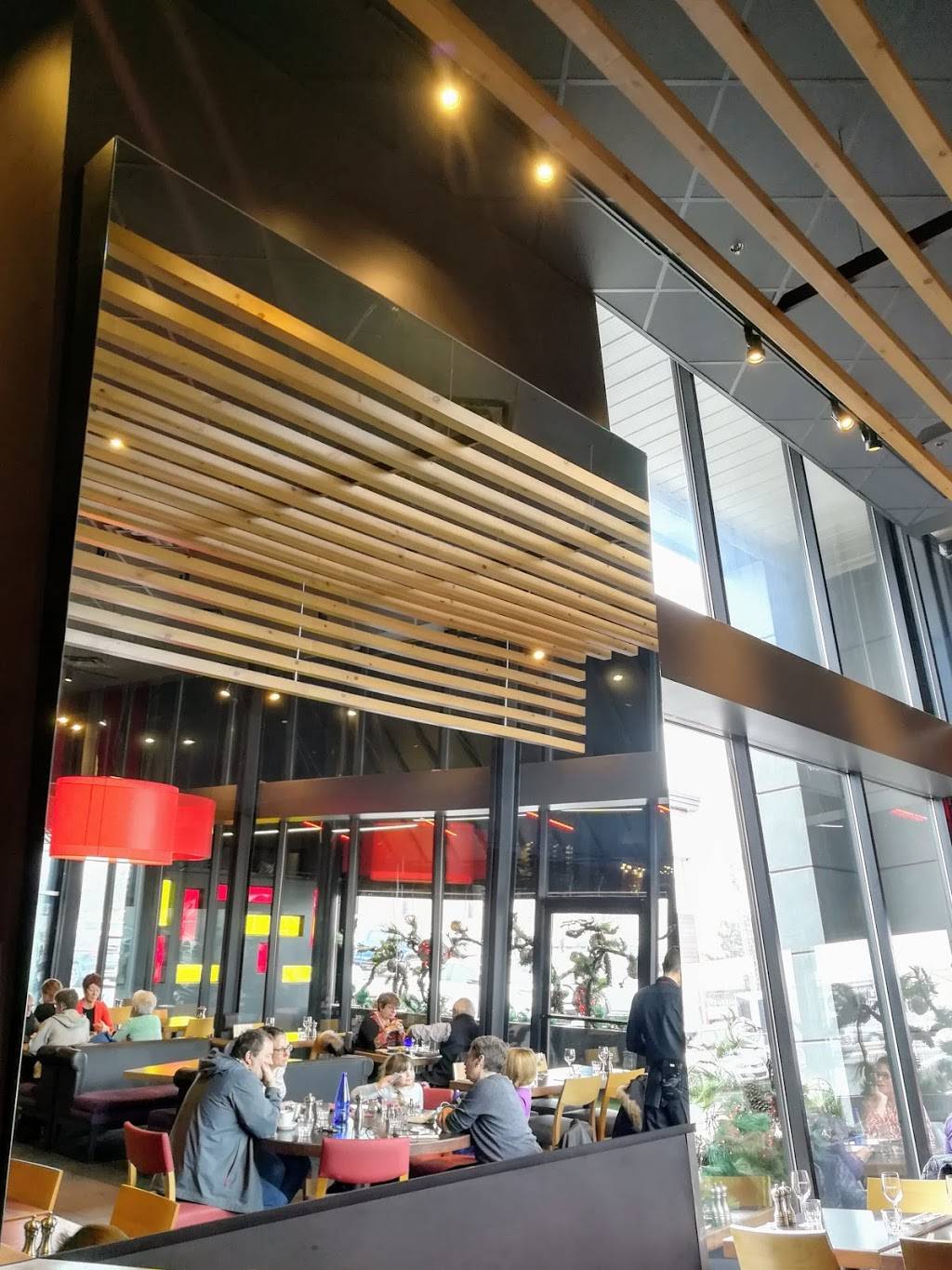 Pacini | restaurant | 575 Rue Pierre-Caisse, Saint-Jean-sur-Richelieu, QC J3A 1P1, Canada | 4503599733 OR +1 450-359-9733