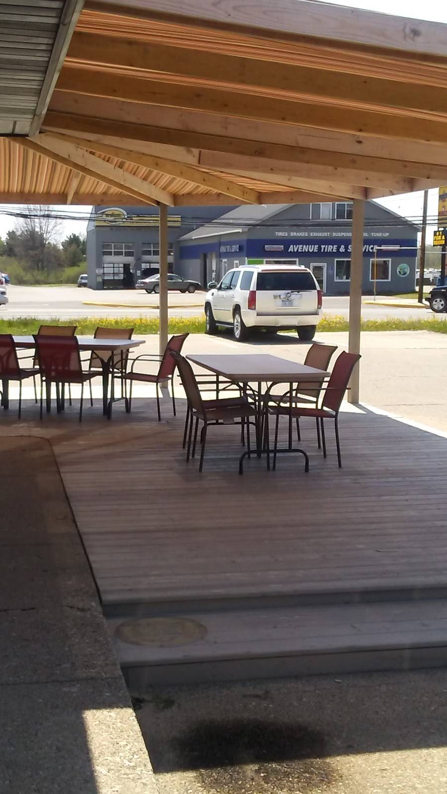 Spankys Pizza | restaurant | 5784 US-10, Ludington, MI 49431, USA | 2318437499 OR +1 231-843-7499