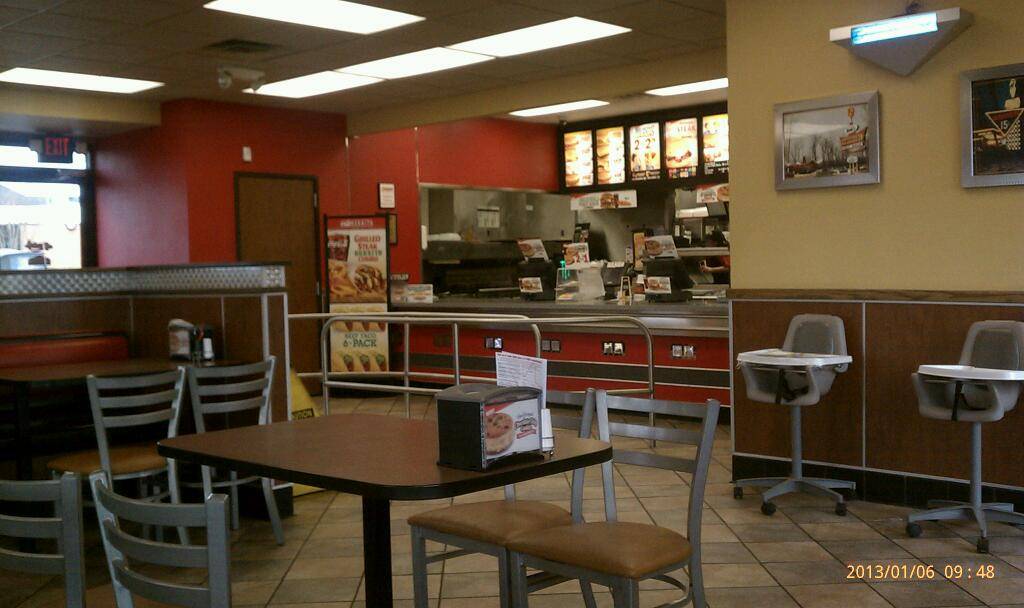 Hardees | restaurant | 3845 Pelham Rd, Greenville, SC 29615, USA | 8646759115 OR +1 864-675-9115