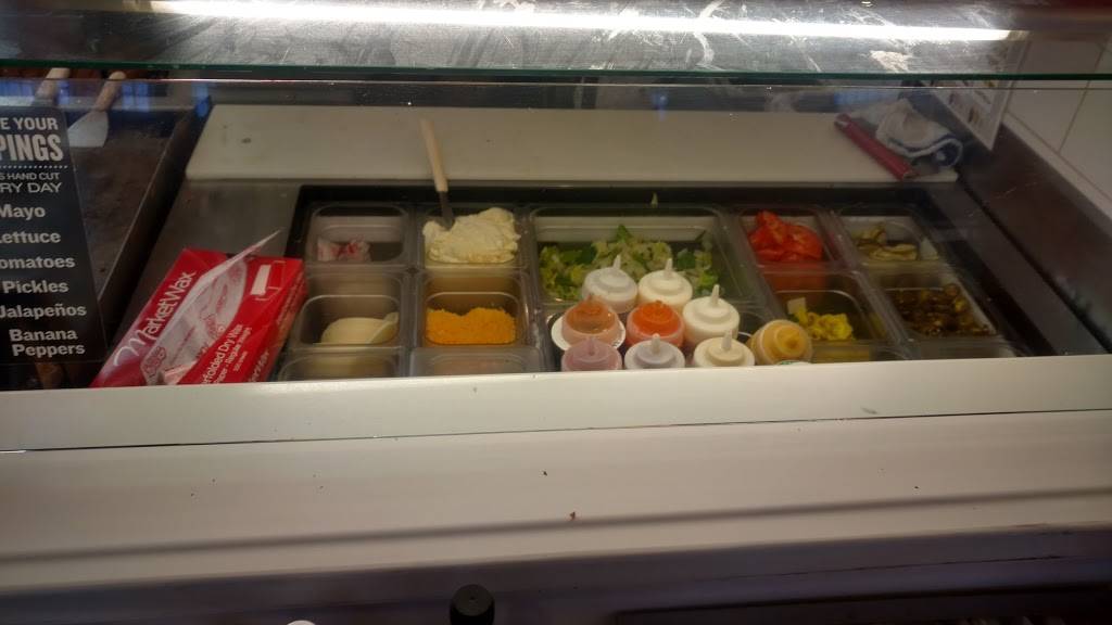 Charleys Philly Steaks | restaurant | 14400 Bear Valley Rd, Victorville, CA 92392, USA | 7602455756 OR +1 760-245-5756