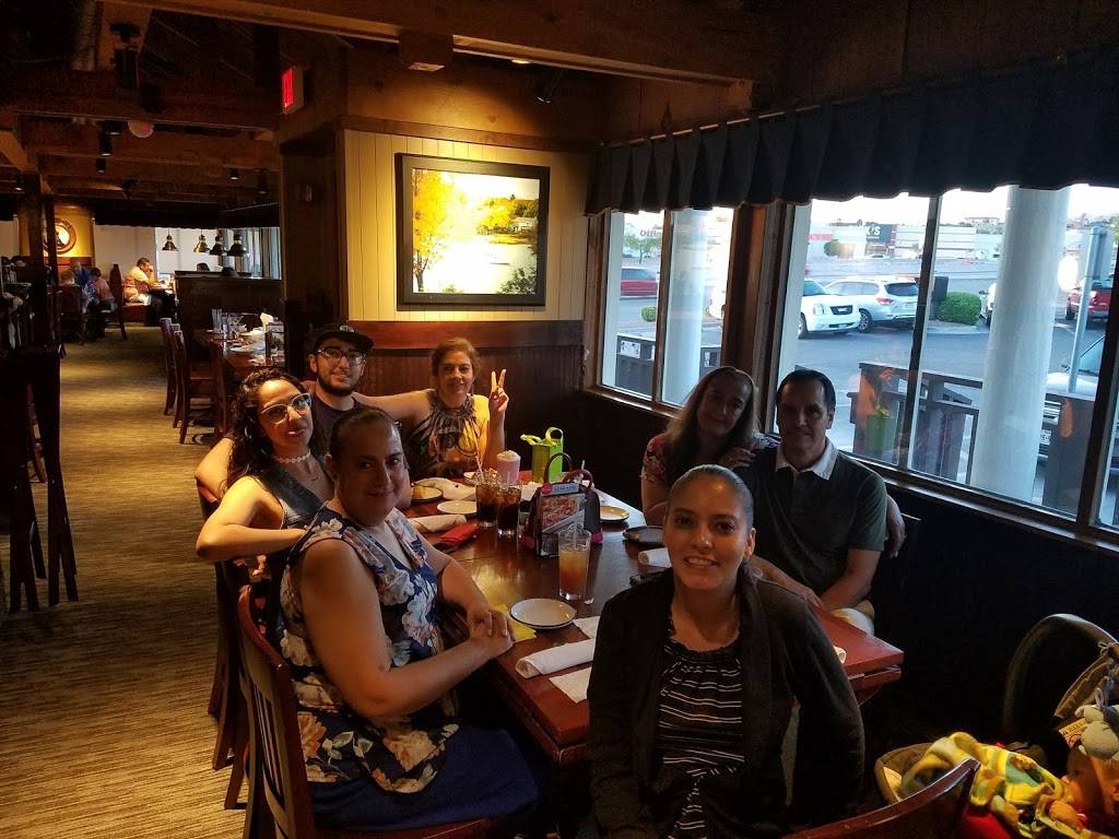 Red Lobster | restaurant | 800 Sunland Park Dr, El Paso, TX 79912, USA | 9158335753 OR +1 915-833-5753