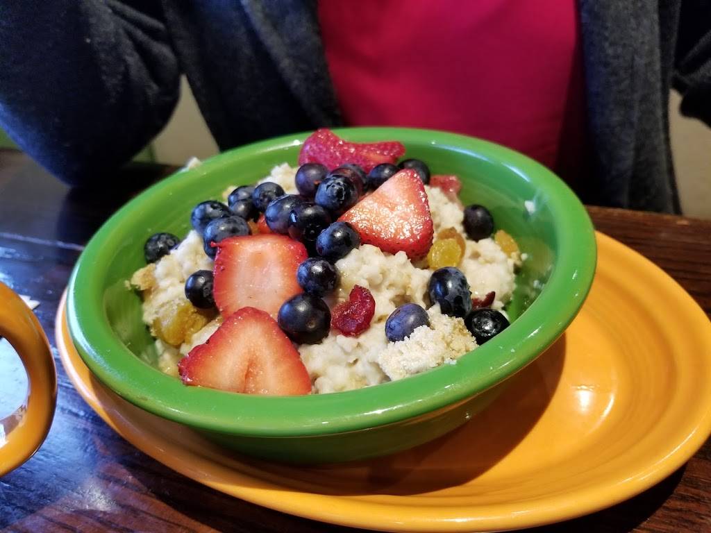 Tuckers | restaurant | 238 Indian Brook Rd, Dover, NH 03820, USA | 6034135470 OR +1 603-413-5470