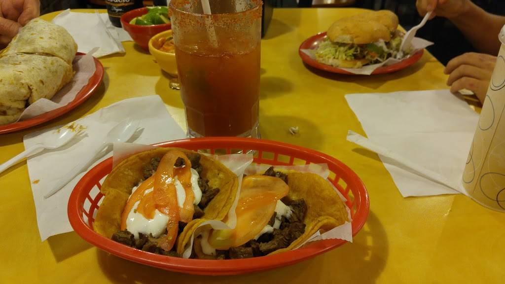 Taquerias Atotonilco | restaurant | 1631 Mannheim Rd, Stone Park, IL 60165, USA | 7083974634 OR +1 708-397-4634