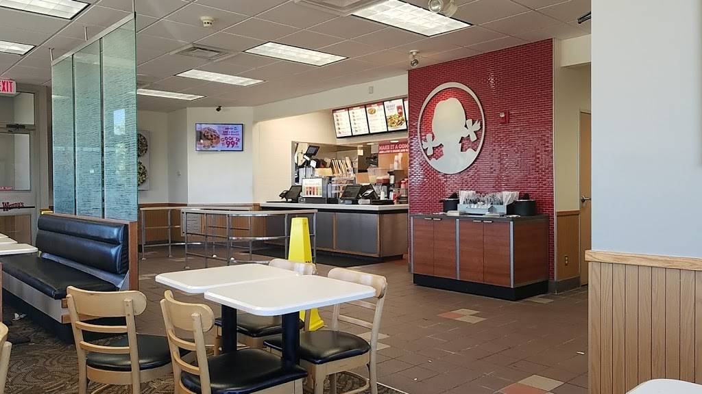 Wendys | restaurant | 4343 Patterson Ave SE, Kentwood, MI 49512, USA | 6169402272 OR +1 616-940-2272