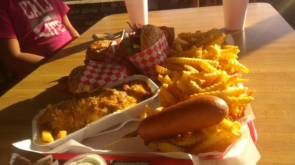 Frosty Queen | restaurant | 1850 Van Ness Ave, Fresno, CA 93721, USA | 5597217445 OR +1 559-721-7445