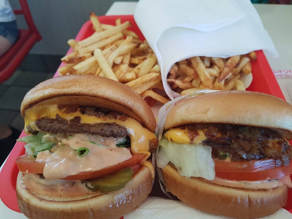 In-N-Out Burger | restaurant | 5611 Santa Teresa Blvd, San Jose, CA 95123, USA | 8007861000 OR +1 800-786-1000