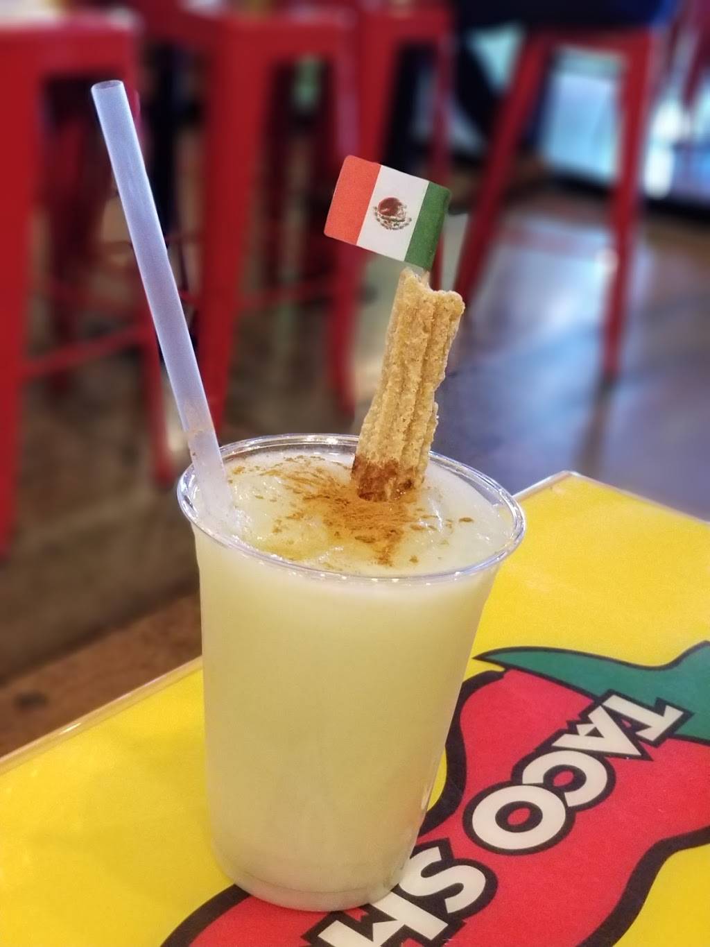 Fuzzys Taco Shop | restaurant | 1462 S Bryant Ave, Edmond, OK 73034, USA | 4055624800 OR +1 405-562-4800