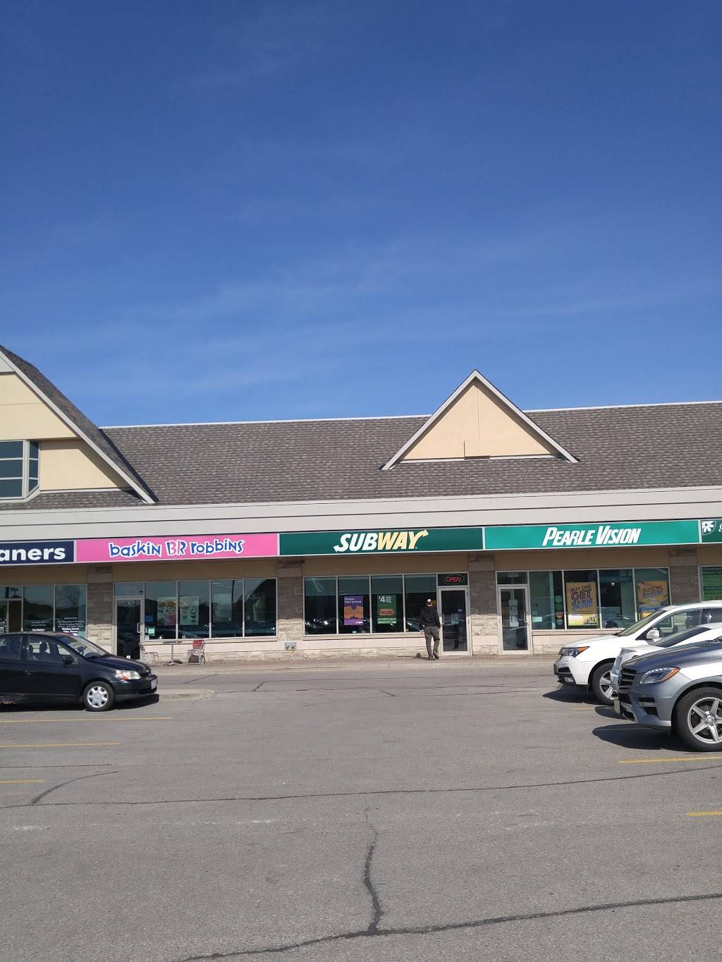 Subway | restaurant | 8750 Bayview Ave #7, Richmond Hill, ON L4B 4V9, Canada | 9057310296 OR +1 905-731-0296