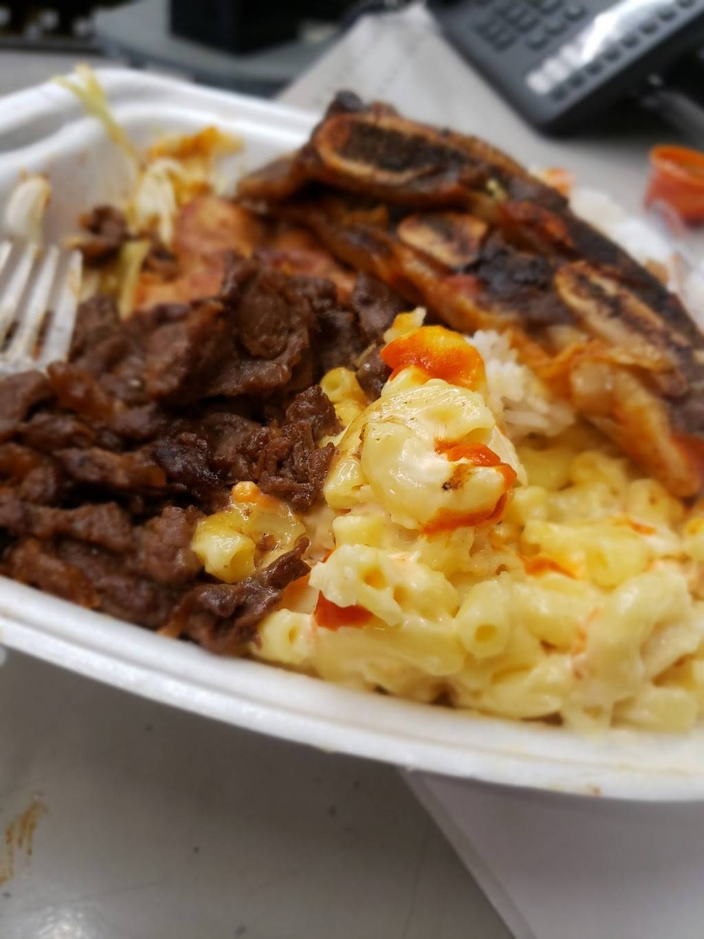 L&L Hawaiian BBQ (Santa Clarita) | restaurant | 18727 Vía Princessa, Santa Clarita, CA 91387, USA | 6612518333 OR +1 661-251-8333