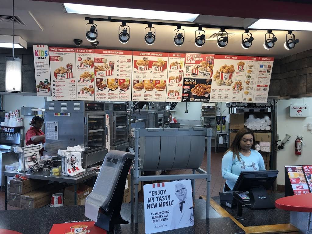 KFC | restaurant | 7517 State Ave, Kansas City, KS 66112, USA | 9133343200 OR +1 913-334-3200