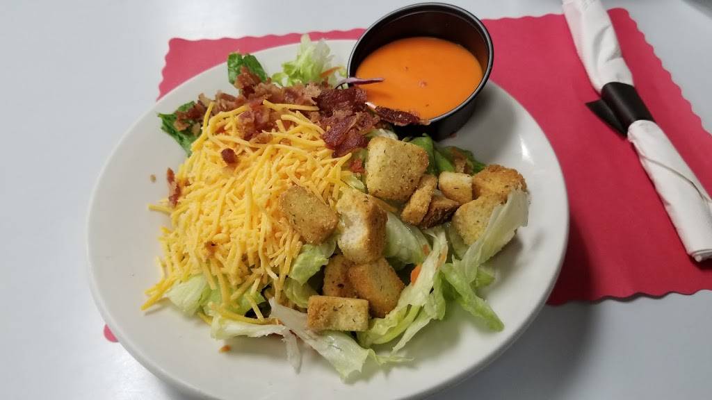 Howies Diner | restaurant | 1049 E Eads Pkwy, Lawrenceburg, IN 47025, USA | 8125370313 OR +1 812-537-0313