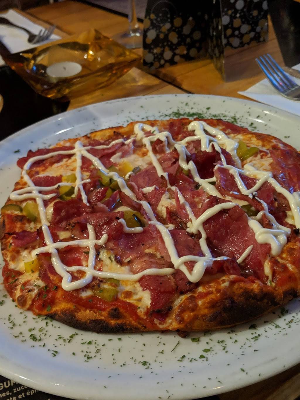 Bistro 360 | restaurant | 3353 Rue Ontario E, Montréal, QC H1W 1P8, Canada | 5143791809 OR +1 514-379-1809