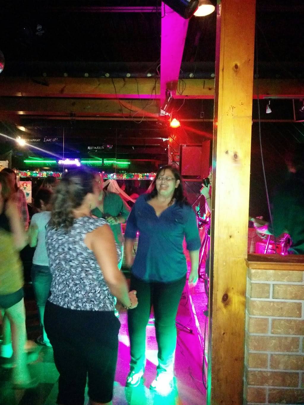 Frankies | restaurant | 170 Brantwood Park Road, Brantford, ON N3P 1N7, Canada | 5197518962 OR +1 519-751-8962